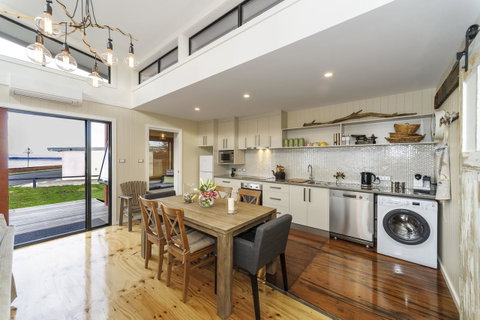Coastal Pods Wynyard - Phillip Island Accommodation 13