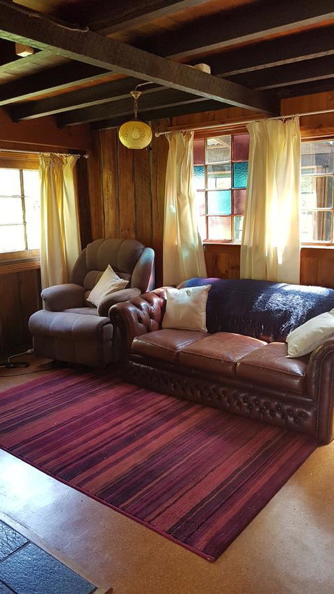 Whispering Hills Retreat - Phillip Island Accommodation 7