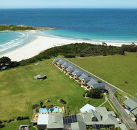 Diamond Island Resort  Bicheno Penguin Show - Phillip Island Accommodation