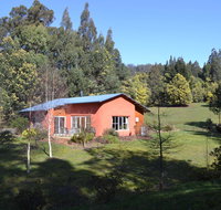 Whispering Spirit Holiday Cottages  Mini Ponies - Phillip Island Accommodation
