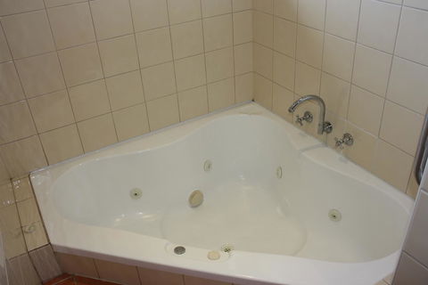 Swansea Motor Inn Tasmania - Phillip Island Accommodation 30