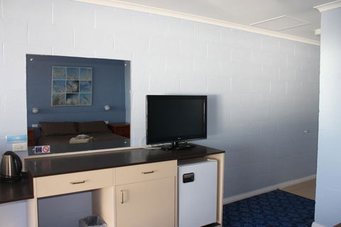 Swansea Motor Inn Tasmania - Phillip Island Accommodation 43