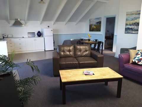 Swansea Motor Inn Tasmania - Phillip Island Accommodation 3