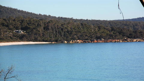 KINGFISHER COTTAGE Beachfront At The Binalong Bay - Phillip Island Accommodation 12