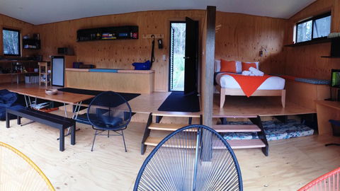 BAY OF FIRES ECO HUT Off Grid Experience At Binalong Bay - Phillip Island Accommodation 8