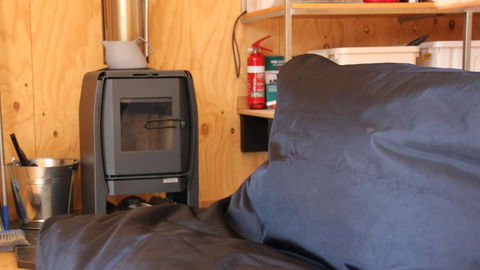 BAY OF FIRES ECO HUT Off Grid Experience At Binalong Bay - Phillip Island Accommodation 7