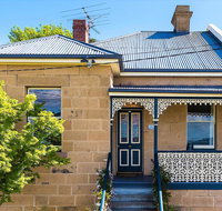 WEST NEST  Classic 3BR Hobart Terrace BEST Location View Close to City - Phillip Island Accommodation