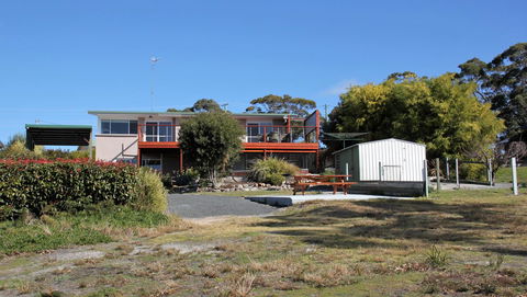 BAY OF FIRES SEACHANGE Ocean Frontage - Phillip Island Accommodation 30