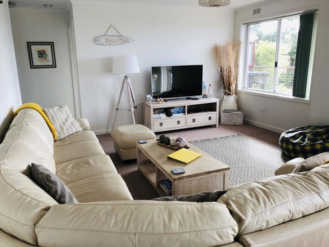BAY OF FIRES SEACHANGE Ocean Frontage - Phillip Island Accommodation 14