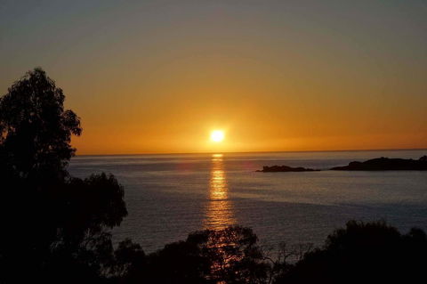 BAY OF FIRES SEACHANGE Ocean Frontage - Phillip Island Accommodation 0
