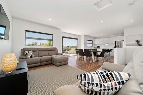 Rosewater Townhouses Dromana - Phillip Island Accommodation 0