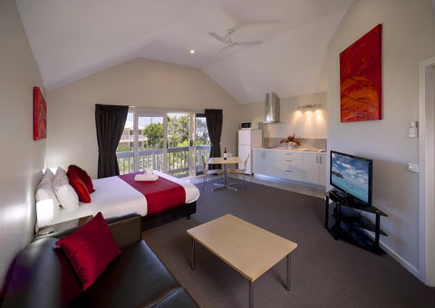 Boathouse Resort Studios And Suites - Phillip Island Accommodation 10