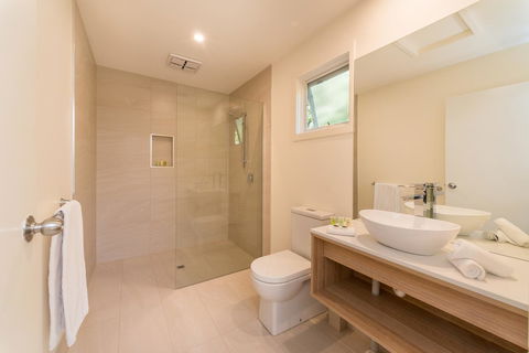 Boathouse Resort Studios And Suites - Phillip Island Accommodation 24