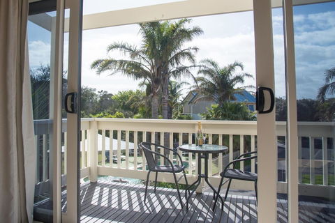 Boathouse Resort Studios And Suites - Phillip Island Accommodation 9