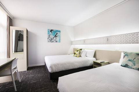Nightcap At Sandringham Hotel - Phillip Island Accommodation 1