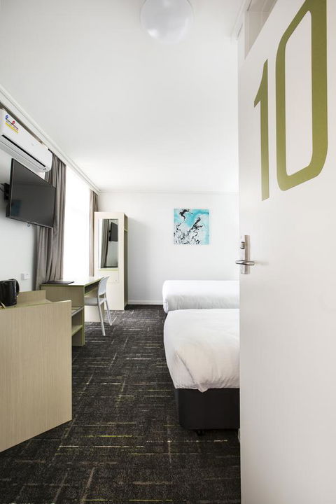Nightcap At Sandringham Hotel - Phillip Island Accommodation 21