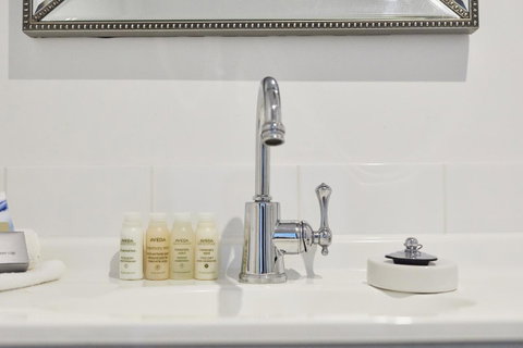 The Royal Hotel Mornington - Phillip Island Accommodation 7