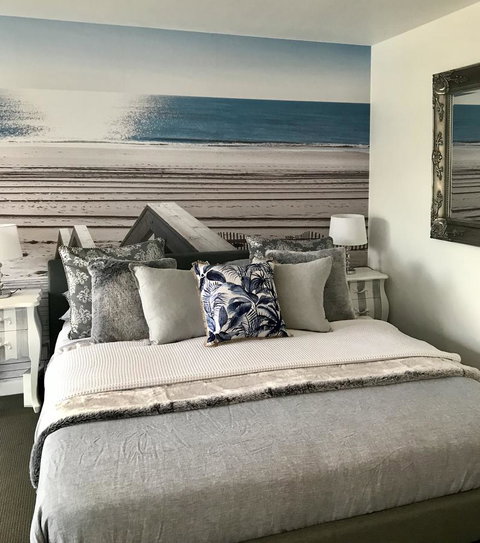 Lorne World - Phillip Island Accommodation 10