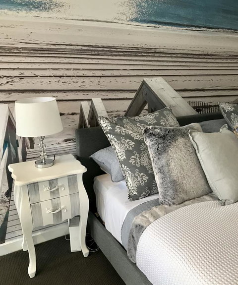 Lorne World - Phillip Island Accommodation 17