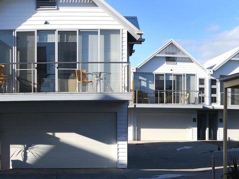 The Victoria Apartments - Phillip Island Accommodation 2