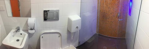 Europa Melbourne - Phillip Island Accommodation 13