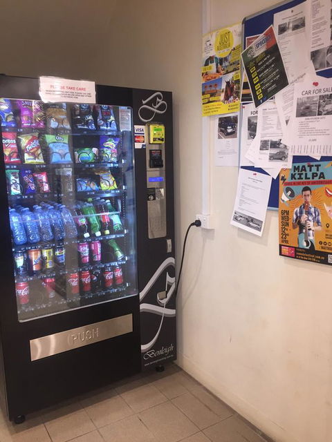 Europa Melbourne - Phillip Island Accommodation 9