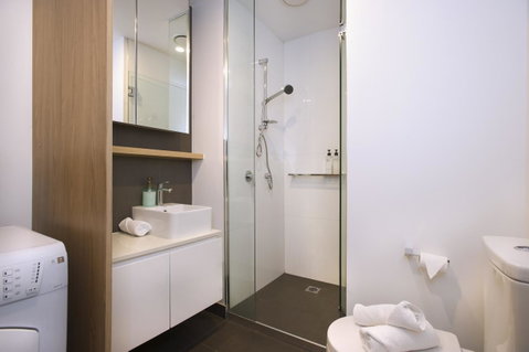 Mono Apartments On La Trobe Street - Phillip Island Accommodation 10