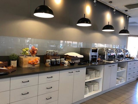 Best Western Melbourne Airport - Phillip Island Accommodation 7