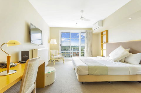 Deep Blue Hotel & Hot Springs - Phillip Island Accommodation 41