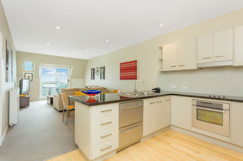 Deep Blue Hotel & Hot Springs - Phillip Island Accommodation 32