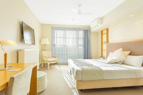 Deep Blue Hotel & Hot Springs - Phillip Island Accommodation 14