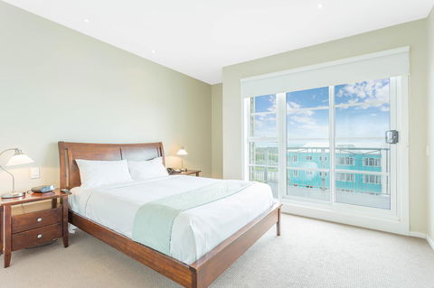 Deep Blue Hotel & Hot Springs - Phillip Island Accommodation 33