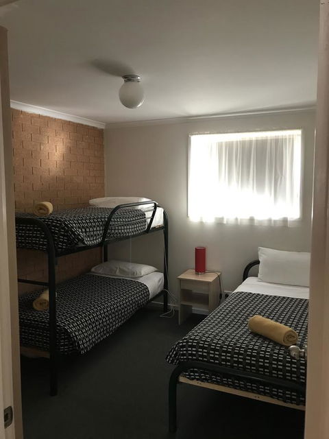 Beachcomber Motel & Apartments - Phillip Island Accommodation 10