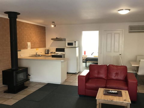Beachcomber Motel & Apartments - Phillip Island Accommodation 13