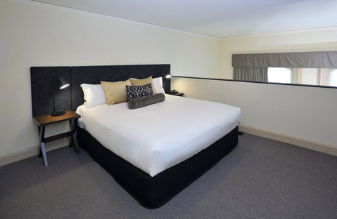 Grand Hotel Melbourne - Phillip Island Accommodation 18