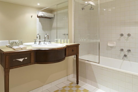 Grand Hotel Melbourne - Phillip Island Accommodation 26
