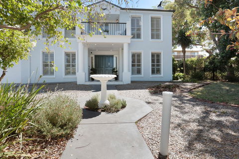 Sandymount - Phillip Island Accommodation 1