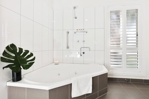 Sandymount - Phillip Island Accommodation 7