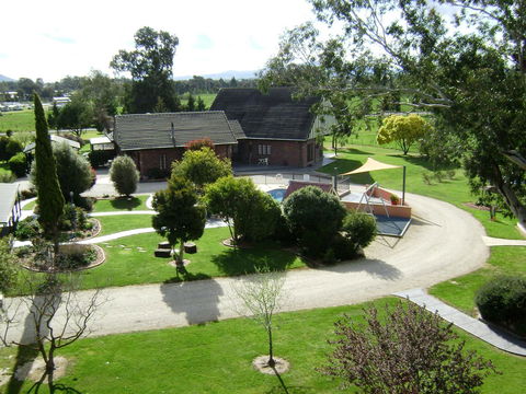 Greenvale Holiday Units - Phillip Island Accommodation 20