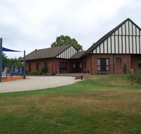 Greenvale Holiday Units