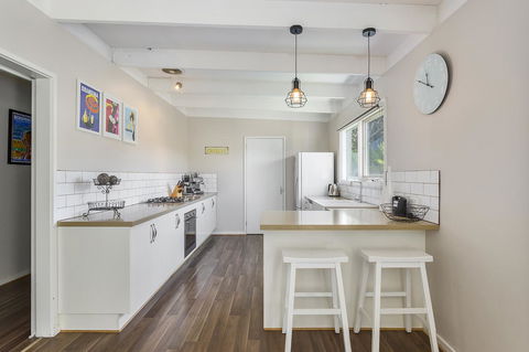 Blairgowrie Bella - Light Filled Home With Great Deck - Phillip Island Accommodation 4
