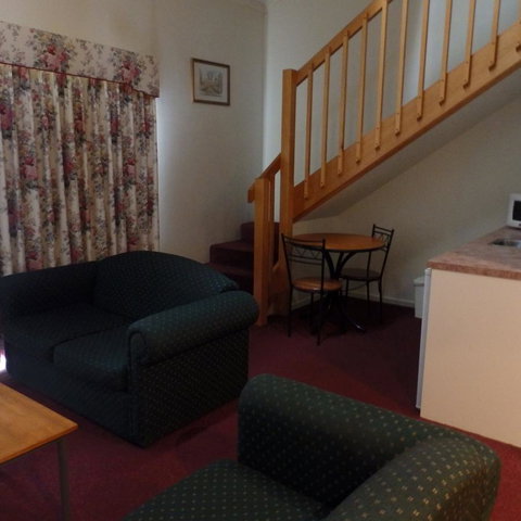 Bright Chalet - Phillip Island Accommodation 9