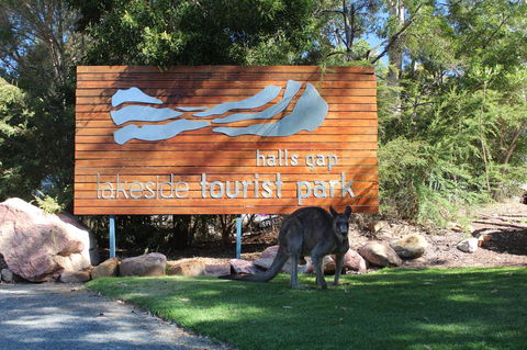 Halls Gap Lakeside Tourist Park - Phillip Island Accommodation 3