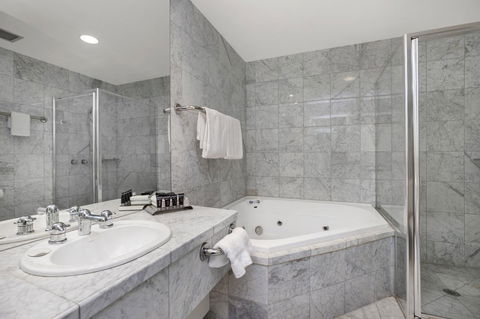All Seasons Resort Hotel Bendigo - Phillip Island Accommodation 7