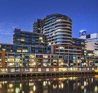 Waterfront Melbourne Apartments