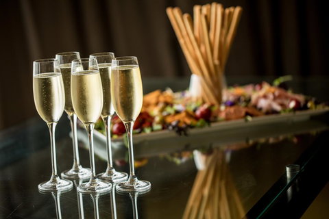 Hyatt Place Melbourne Essendon Fields - Phillip Island Accommodation 11