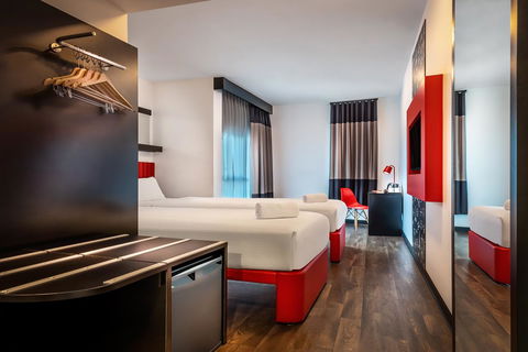 Essence Hotel Carlton - Phillip Island Accommodation 11