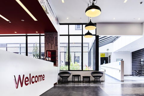 Essence Hotel Carlton - Phillip Island Accommodation 21