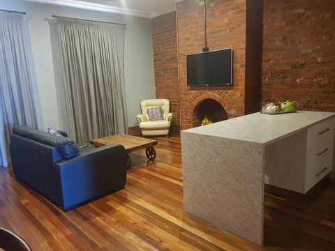 Sublime Spa Apartments - Phillip Island Accommodation 12