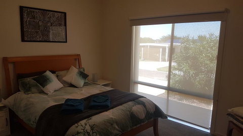 Island Escape - Phillip Island Accommodation 6